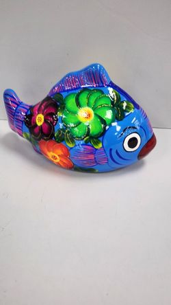 Mexican pottery Bank