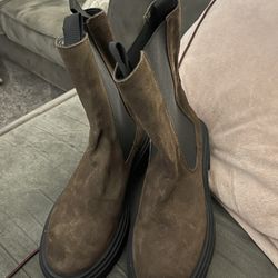Brand New Boots Size 9.5