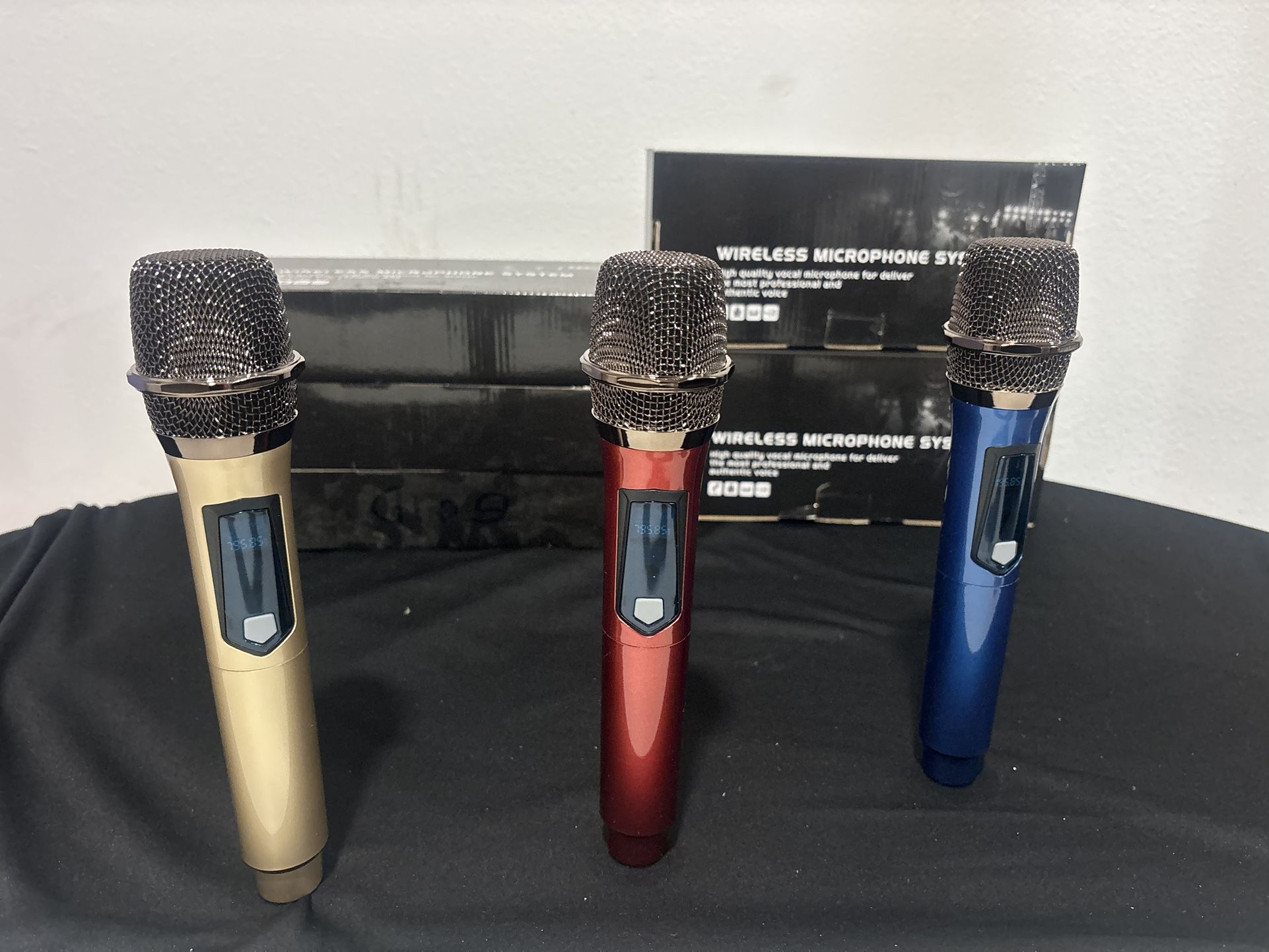 Microphone 🎤 Wireless Karaoke $20.New