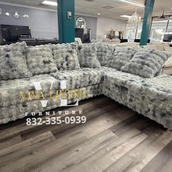 S302 Grey Sectional 🔥