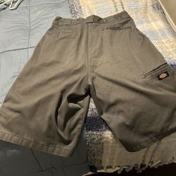 Dickies Loose Fit Shorts Size Small