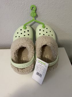 CROCS, Kids' Classic Blitzen IV Clog Little Kid Size 12, Brand New