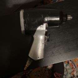 Craftsman 1/2” Impact Wrench 