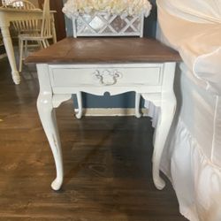 Farmhouse Side Table 