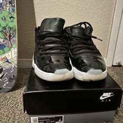 Jordan 11 “72-10” Low 