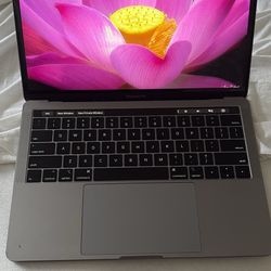 MacBook Pro 13 Inch 2019