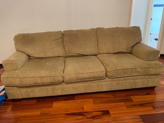 Couch set