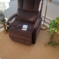 Lift/ Recliner Chair