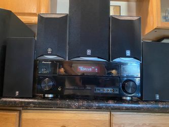 Pioneer receiver and speakers