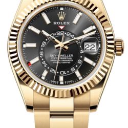 Rolex SkyDweller ⌚️ The Rolex SkyDweller 336938 is a luxurious and sophisticated timepiece with a stunning champagne dial and 18k yellow gold case, pe