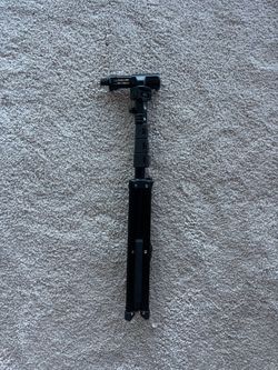 Adjustable Phone/Camera Tripod📸