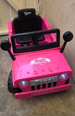 Tobbi  Kids Ride-On Jeep has music and headlights turn on and it also comes with charger