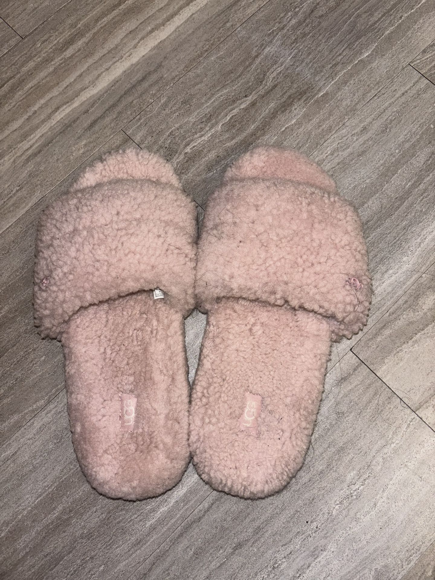 Ugg Slippers Cozetta Curly Size 9