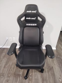 Kaiser Gaming Chair