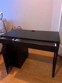 Mueble para cumputadora