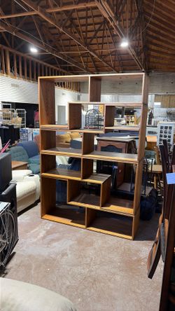 4-Piece Vintage Oak Display/Book Shelf-Features Multiple Set-Up Possibilities