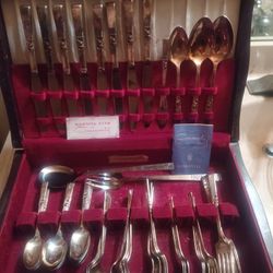 VINTAGE MORNINGSTAR COMMUNITY SILVER FLATWARE SET 53 PC