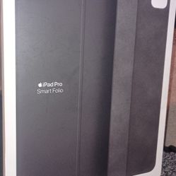I Pad Pro Smart Folio New Never Been Used 