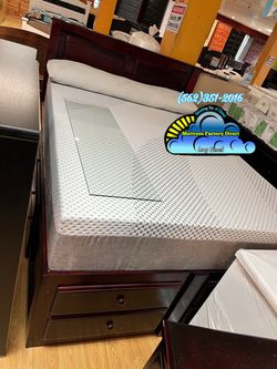 Extra firm queen mattress and box spring colchón y tambor