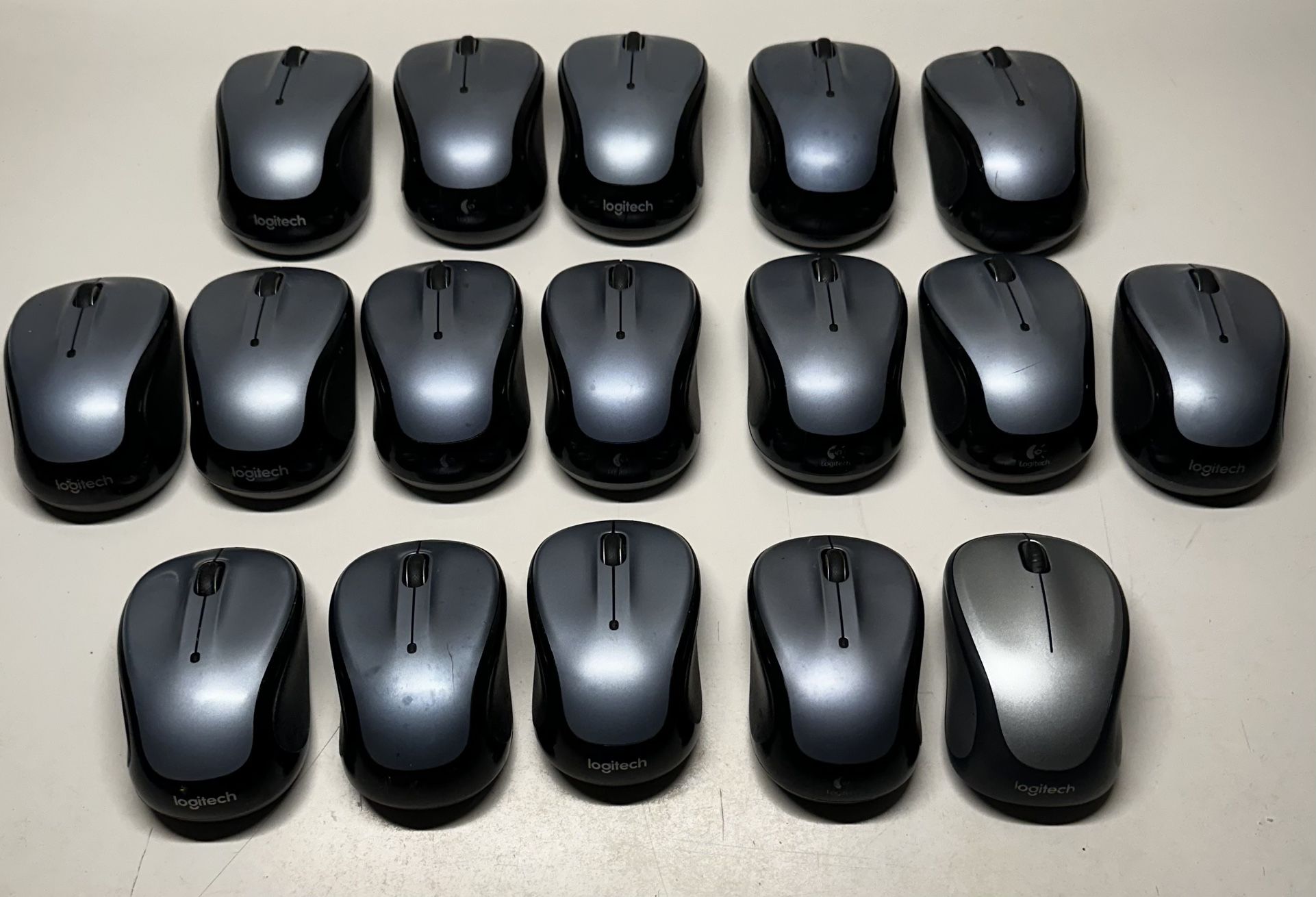Wireless Mouse (M325) (17 Count)