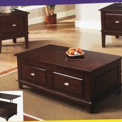 Three piece occasional table set