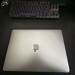 MacBook Air (M1, 2020) 13.3 inch
