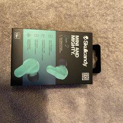 Skullcandy Mini & Mighty Wireless Bluetooth earbuds/headphones