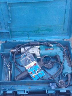 Makita hammer drill 4 sale $140 obo