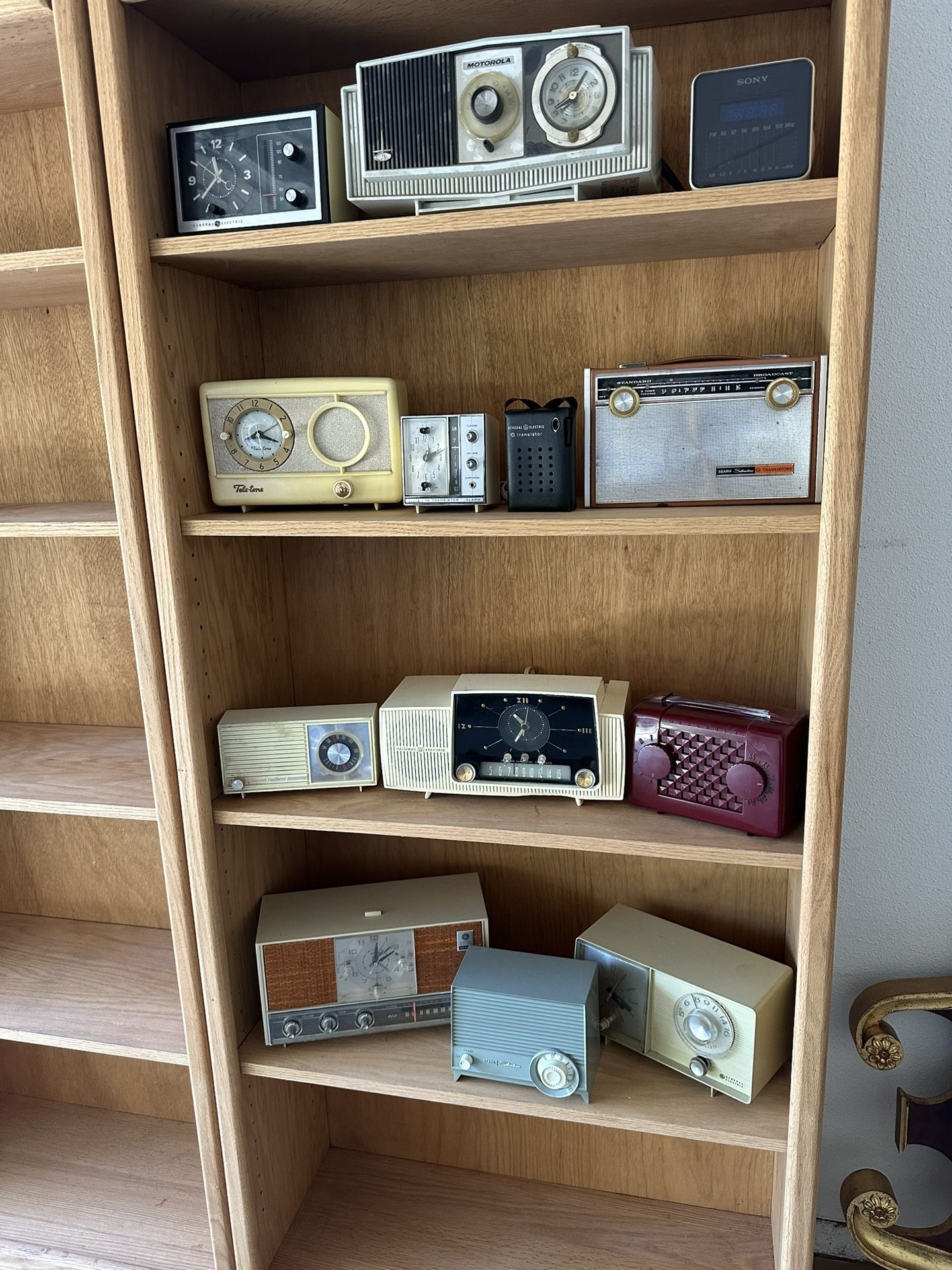 13 Various Used Vintage Radios