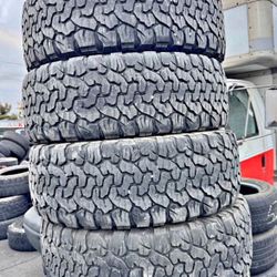 275/70-18 Bfgoodich ko2 Vendo Set De tires En Buenas Condiciones De Vida Las 4