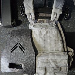 Tactec 5.11 plate carrier + 2 plate pairs