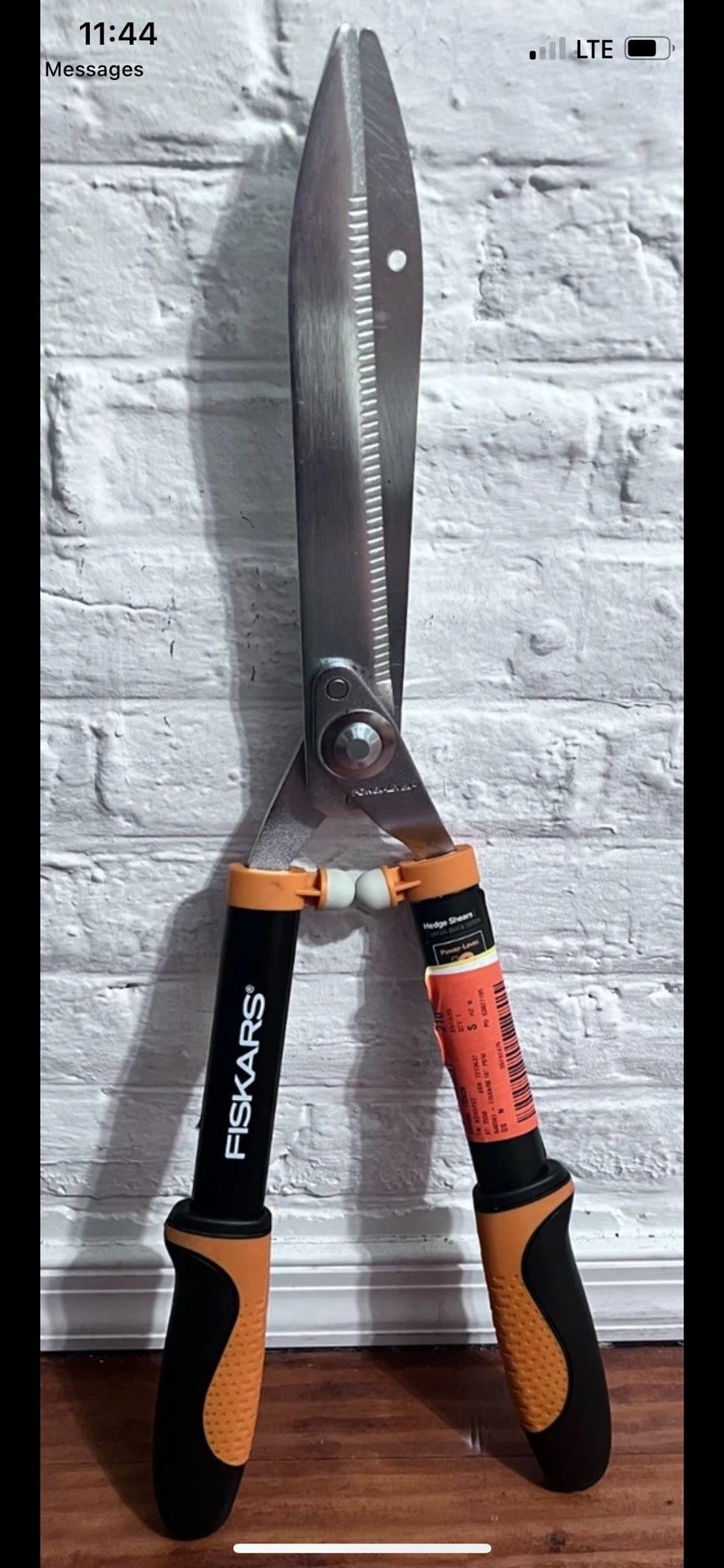 Fiskars 23 in. Power-Lever Softgrip Hedge Shears