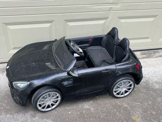Mercedes kids electric car