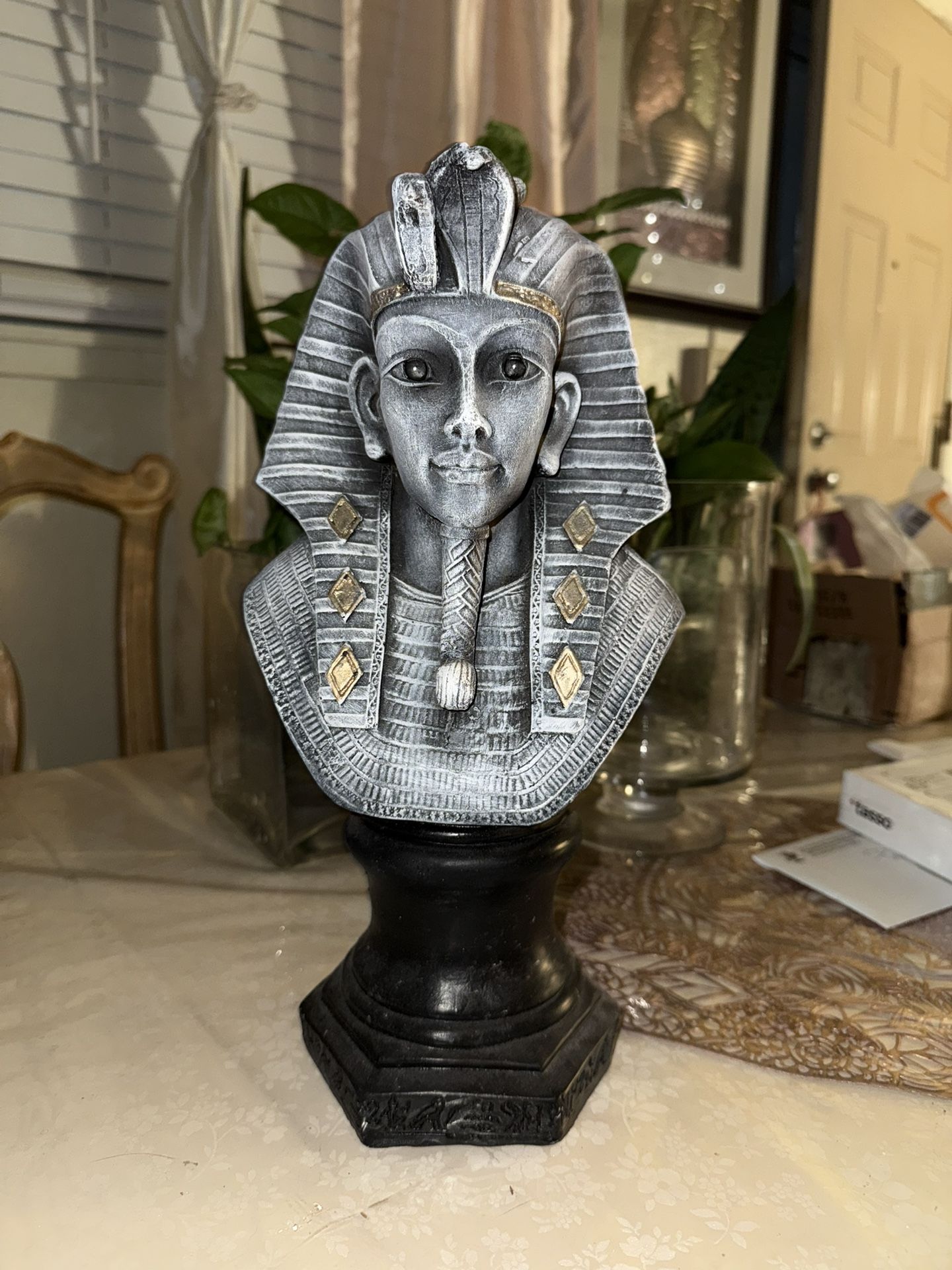 Egyptian Pharaoh Head Statue – Decorative Art Piece