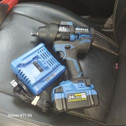 24V KOBALT WRENCH 1/2  3 SPEED  BATERIE AND CHARGER 