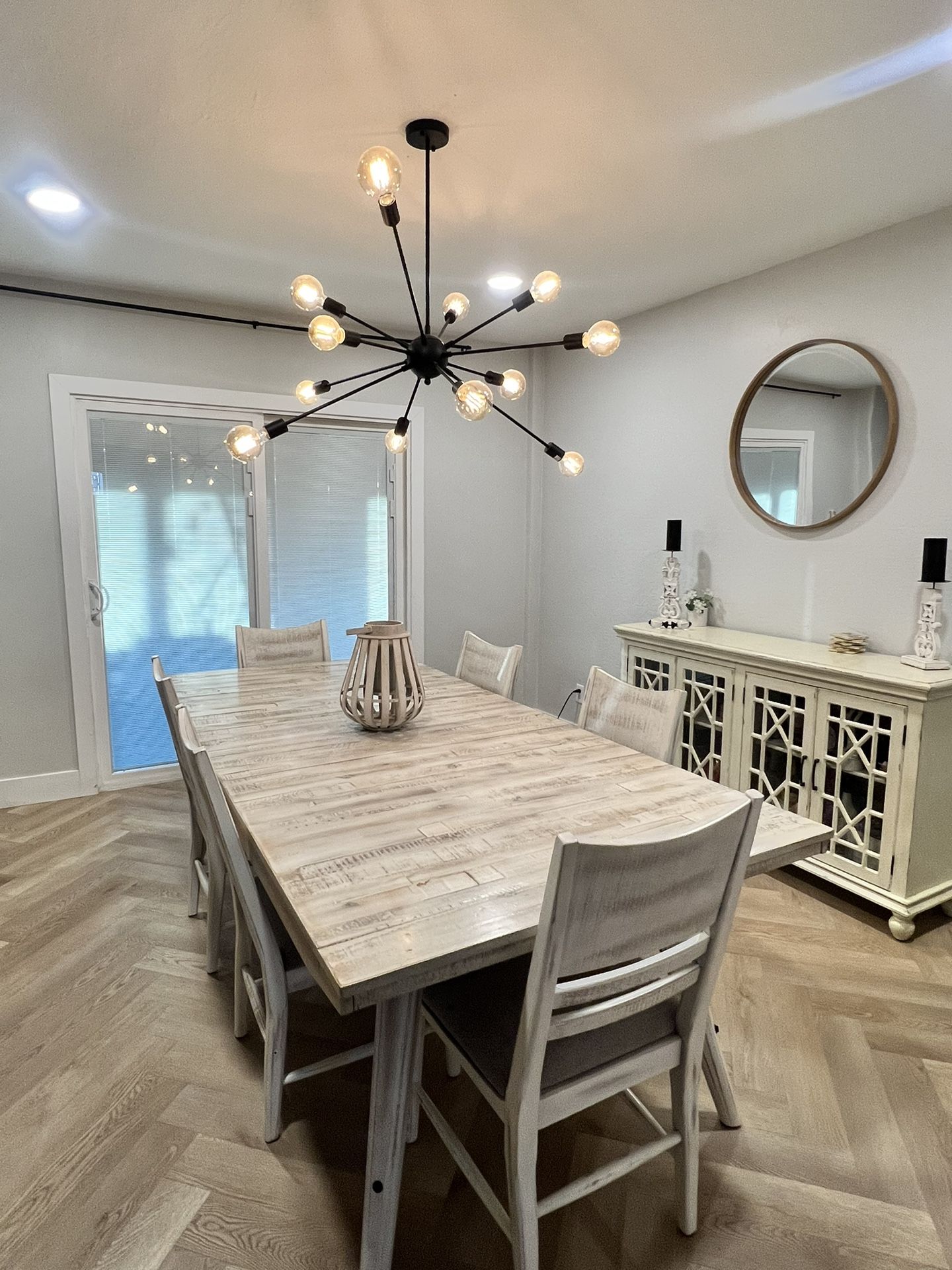 Dinning Table
