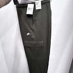 Green Nike sweats bulk 3xL