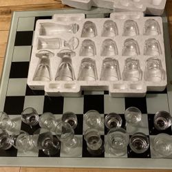 Glass - Shot Glass Chess Set