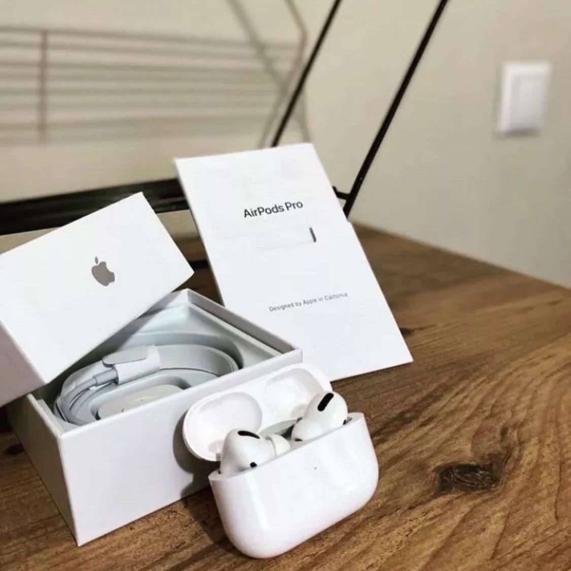 Apple Airpods Pro 2nd Generation with Magsafe Wireless charging case (USB-C)