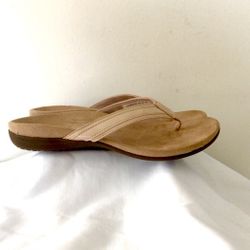 Tan Sandals with Contoured Footbed Arch Support and Thong Design