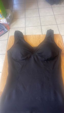 Tego esta blusa faja nueva said  M. Negra