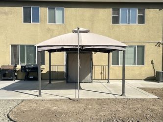 Gazebo 10ft x 12ft (Need Gone ASAP)