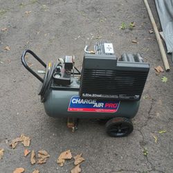 6.5 HP 20 gal Air Compressor 