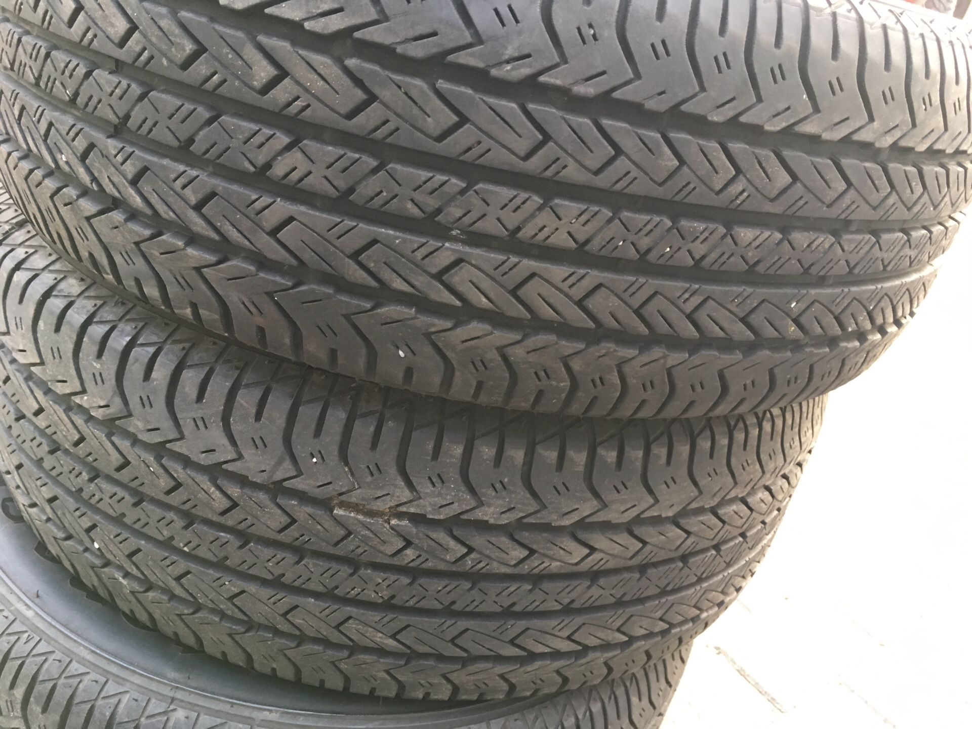225/60/16 set of four 95% new