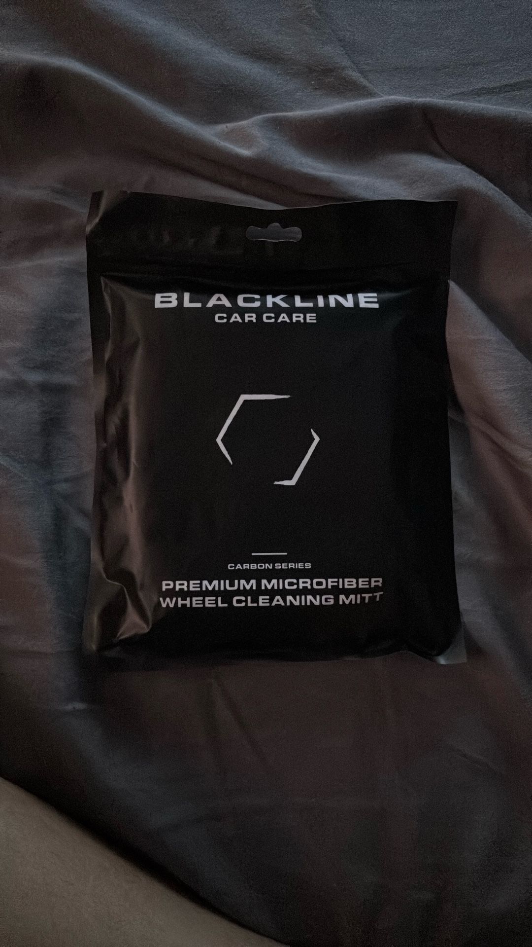Premium Microfiber  Wheel Cleaner Mitt 