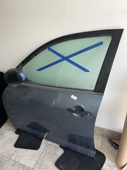 Toyota RAV 4 driver door