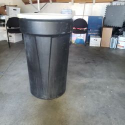 Plastic Cointainer