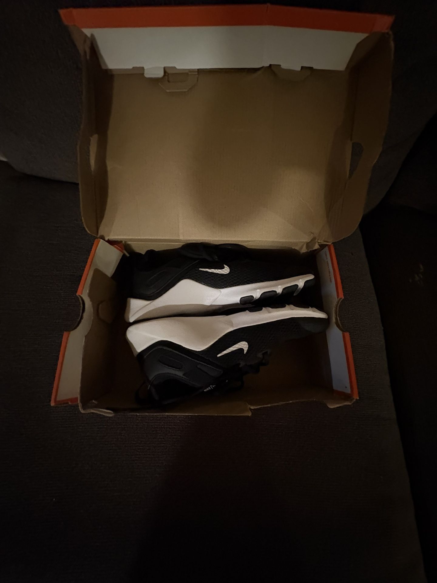Nike Elite Essentials