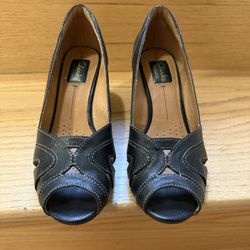 New Clarks | Wedge Dress Sandal | 7.5 M
