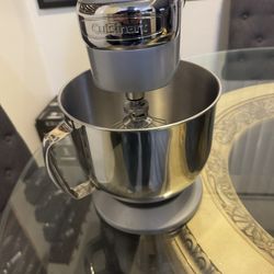 CUISINART STAND MIXER